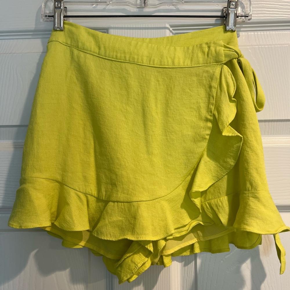 DO+BE Chartreuse Wrap Skort